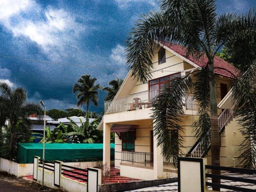 Nest Resorts Athirappilly Exterior foto